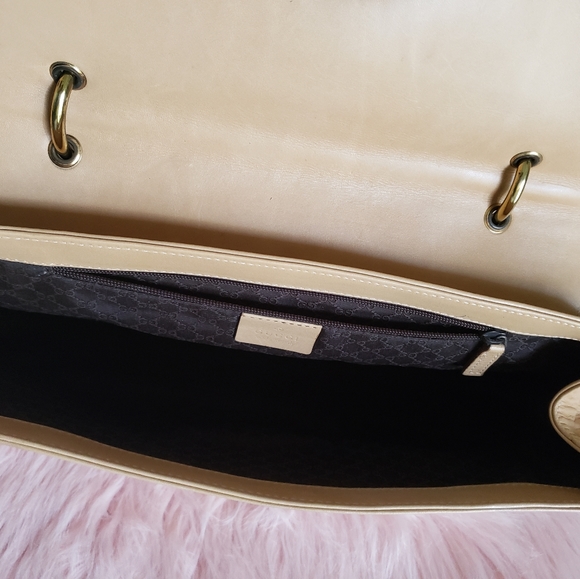 Gucci Tan Leather Shoulder Handbag - Picture 12 of 16
